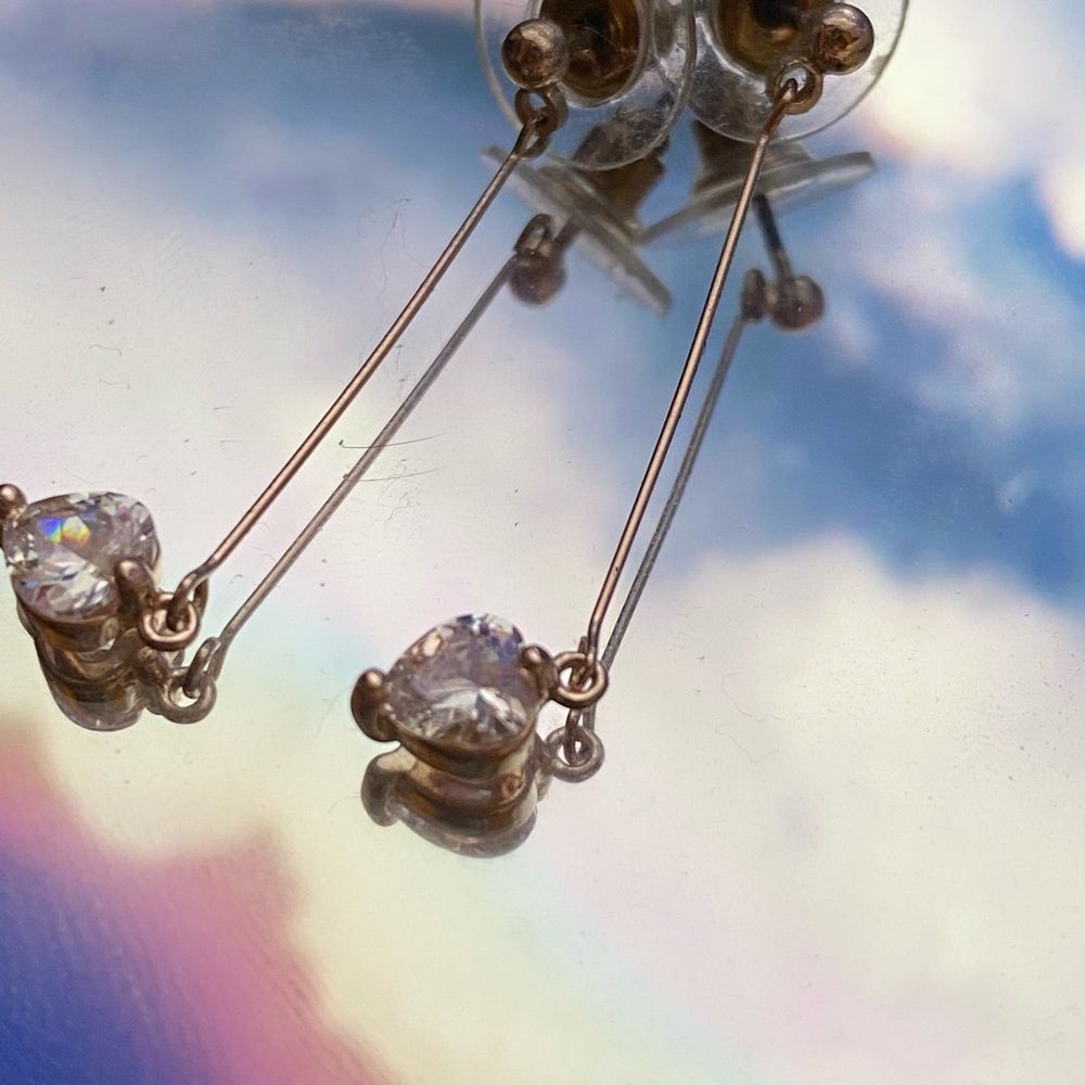 Dangling Heart Earrings